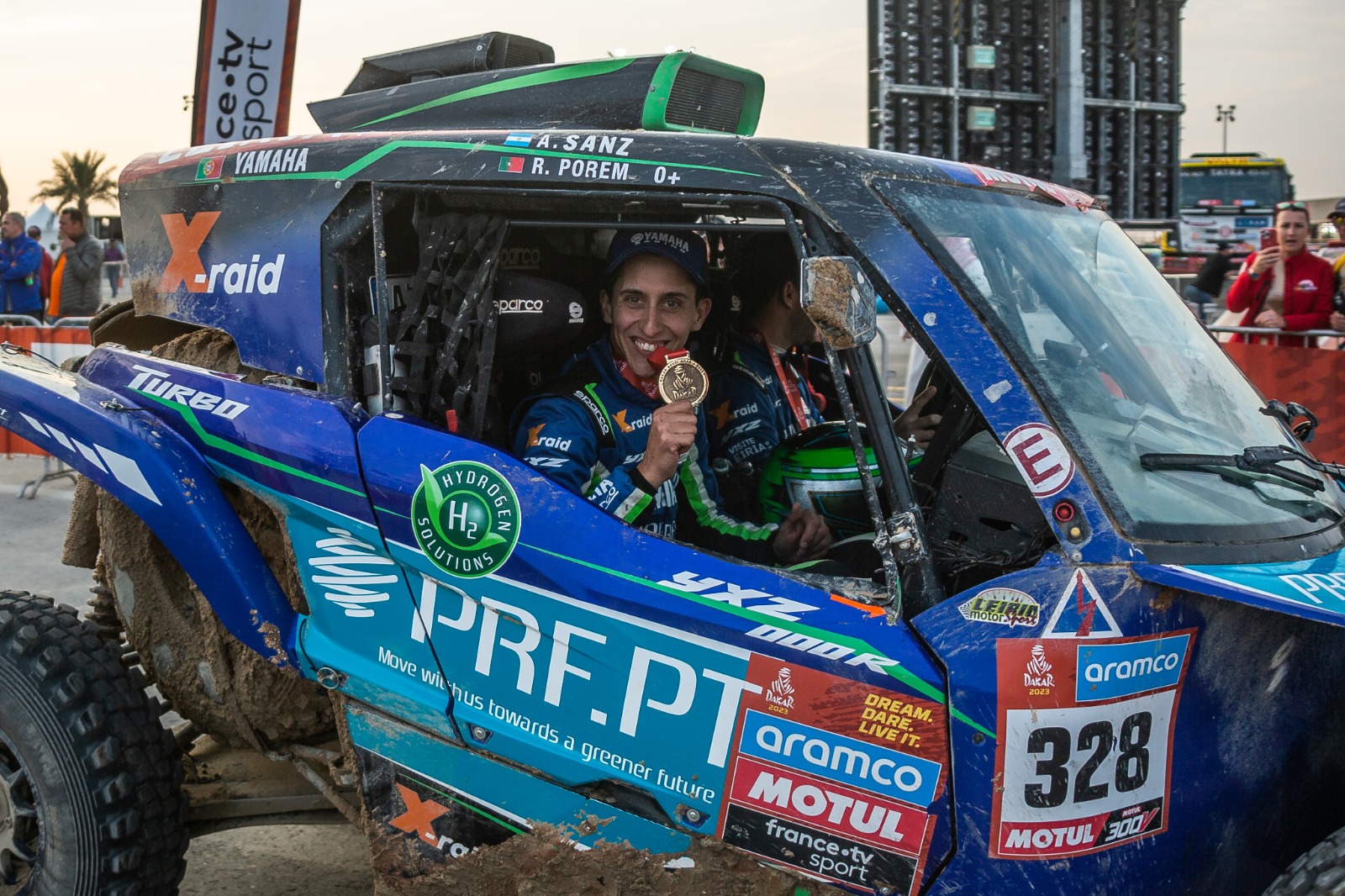 Los festejos de los pilotos que le ganaron al Dakar 2023: WhatsApp Image 2023-01-15 at 11.13.42 (1).jpeg